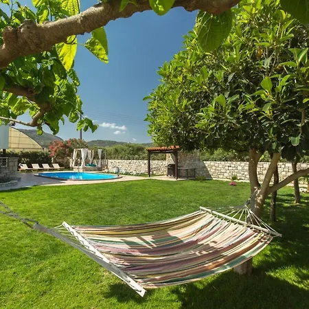 Villa Drapanias Homeleader
